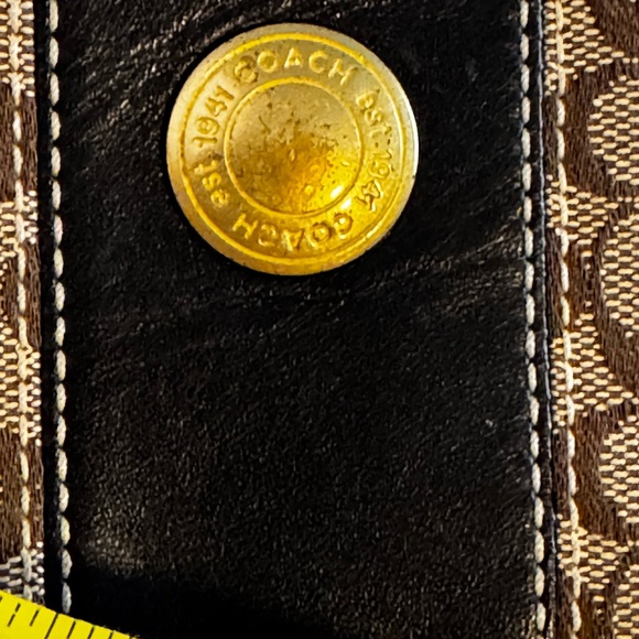 Coach Signature Keychain Wallet - Picture 6 of 6